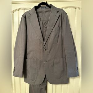 Suitsupply Havana Taupe Suit 42 Slim. New without tags.